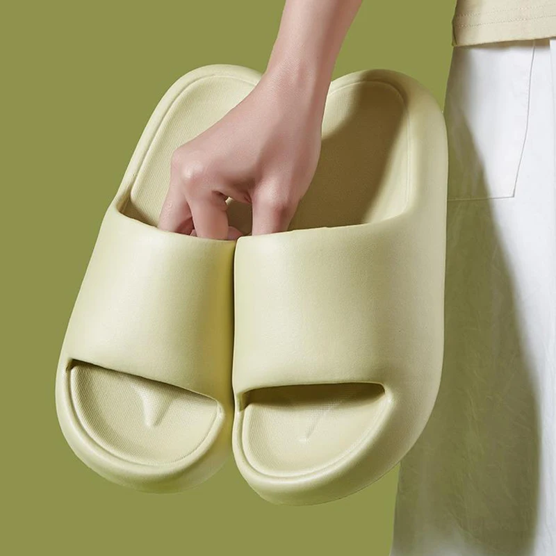 Bread Shoes Family Slippers Non-slip indoor bathroom anti-odor solid color thick soled slippers