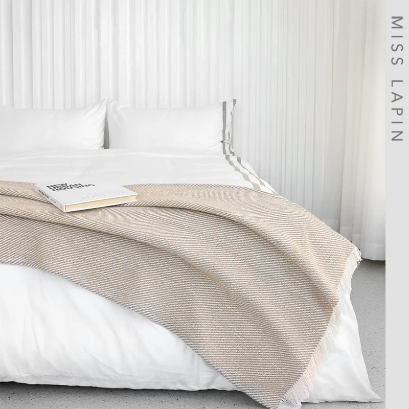 

MISS LAPIN Beige Twill Pattern Bedding Runner Sofa Throw Decorative Blanket