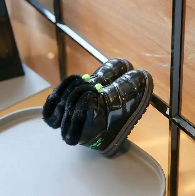 

Winter Warm Fur Snow Boots Children Snow Shoes Boys Girls Non-slip Leather Waterproof Kids Ankle Boots Child Sneakers Sport Shoe