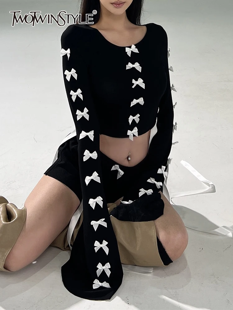 

TWOTWINSTYLE Hit Color Knitting T Shirts For Women Round Neck Long Sleeve Spliced Bow Casual Slim T Shirt Female Fashion 2023