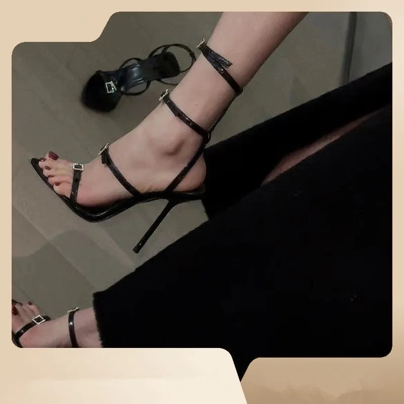 

2023 Summer High Heels Women's Open Toe Rhinestone Women's Shoes With Buckle Stiletto Heel Roman Style Black Sexy Sandals