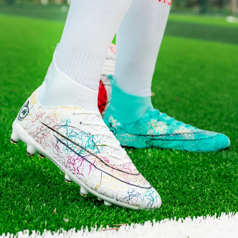 Men's Football Shoes 2022 Sell Well High Ankle Non-Slip Indoor Football Boots TF/FG Outdoor Lawn Training Soccer Sneakers 33-47#