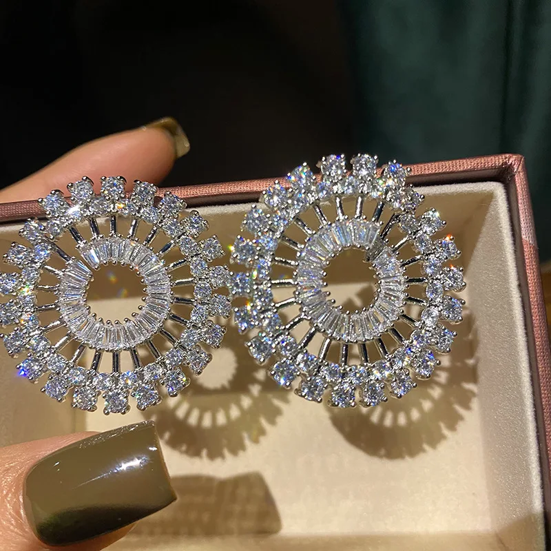 

Romantic S925 Silver Top Quality Shine Zircon Big Snowflake Women Stud Earring Delicate Bride Statement Women Earring Hot Sale