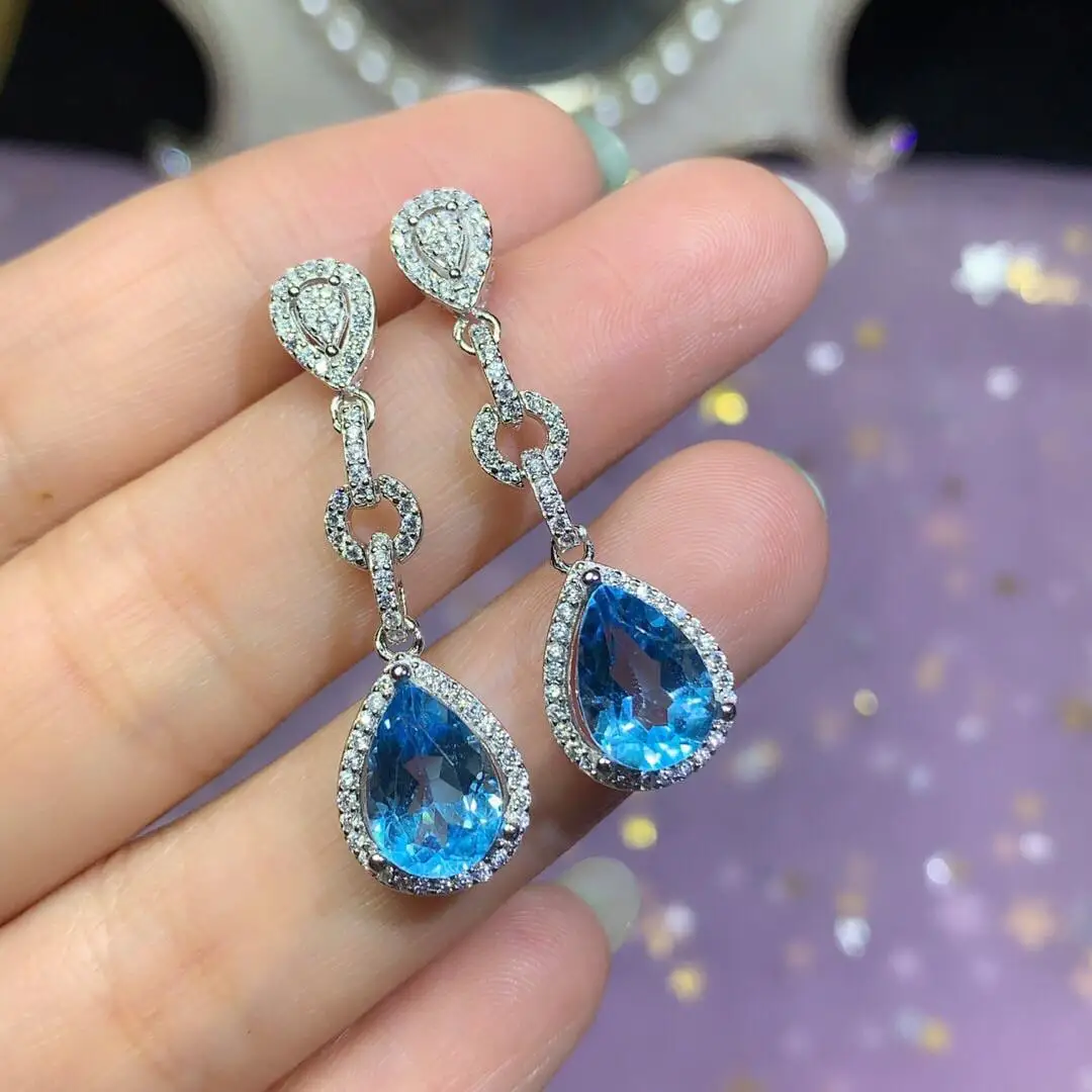 

Серьги в форме капли из натурального сапфира модные и универсальные