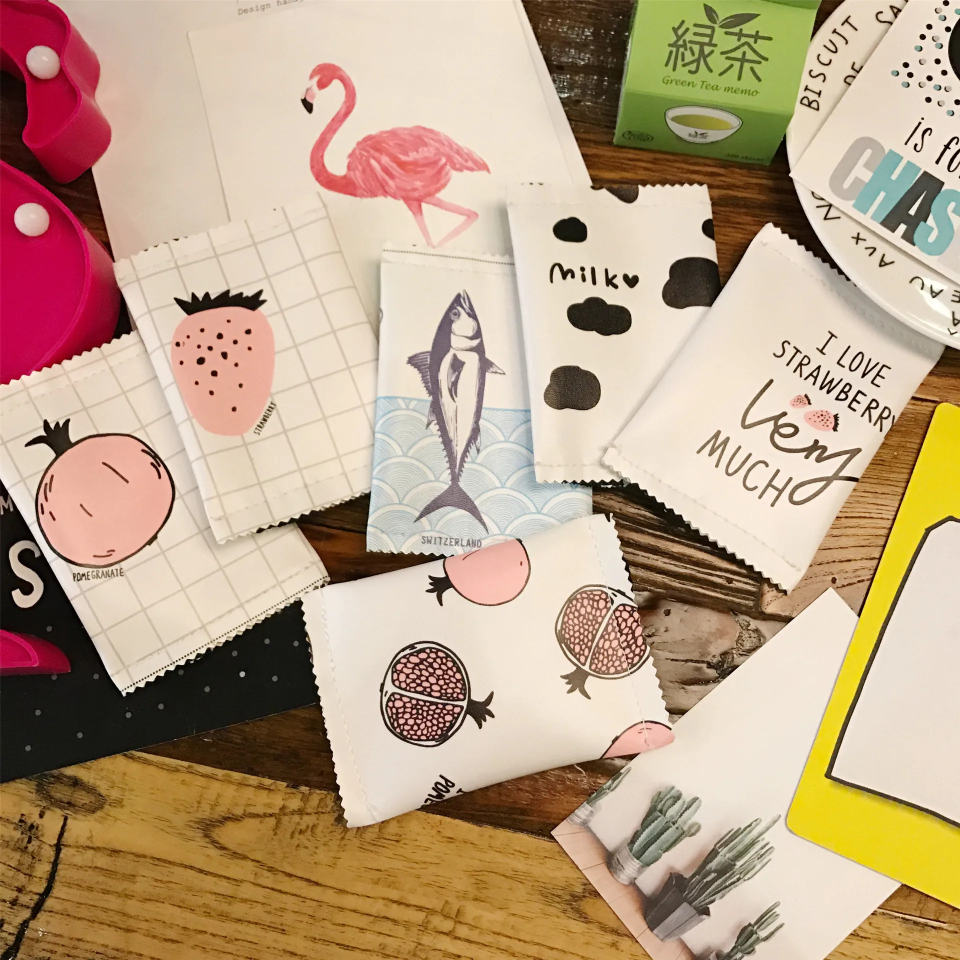 

1PC Small Square Cute Coin Purse Korean Style Print Mini Wallet Women Simple Change Purse Cotton Fabric Card Holder Wallet Pouch