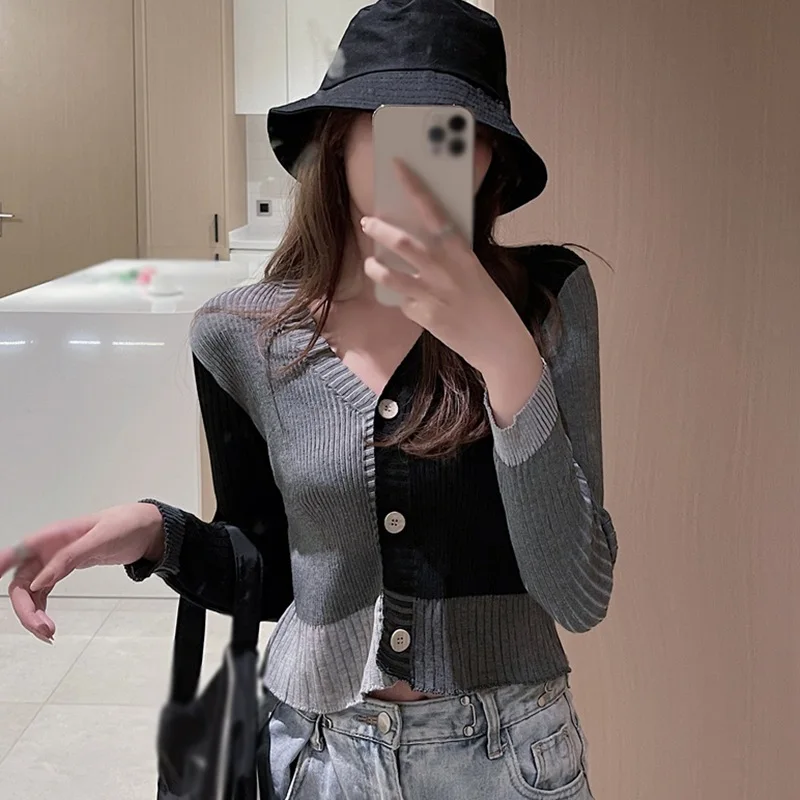 Женский асимметричный кардиган укороченный вязаный свитер составного кроя с