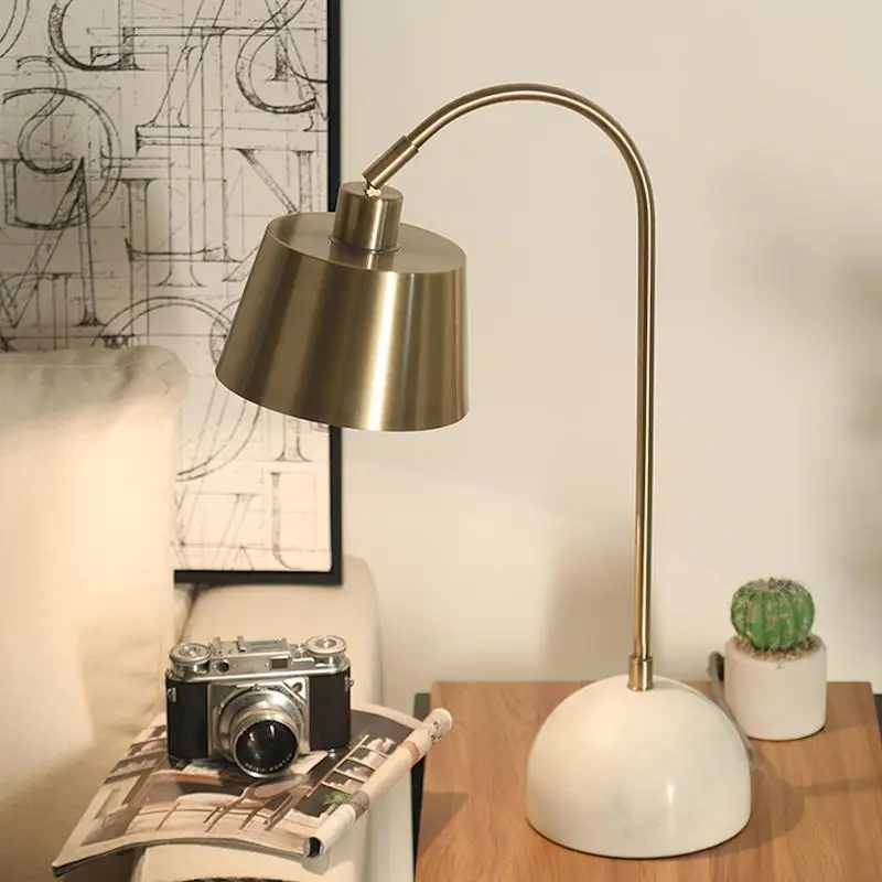 

Американская Минималистичная креативная настольная лампа в стиле постмодерн, стол для отеля, письменный стол, Мраморная прикроватная ламп...