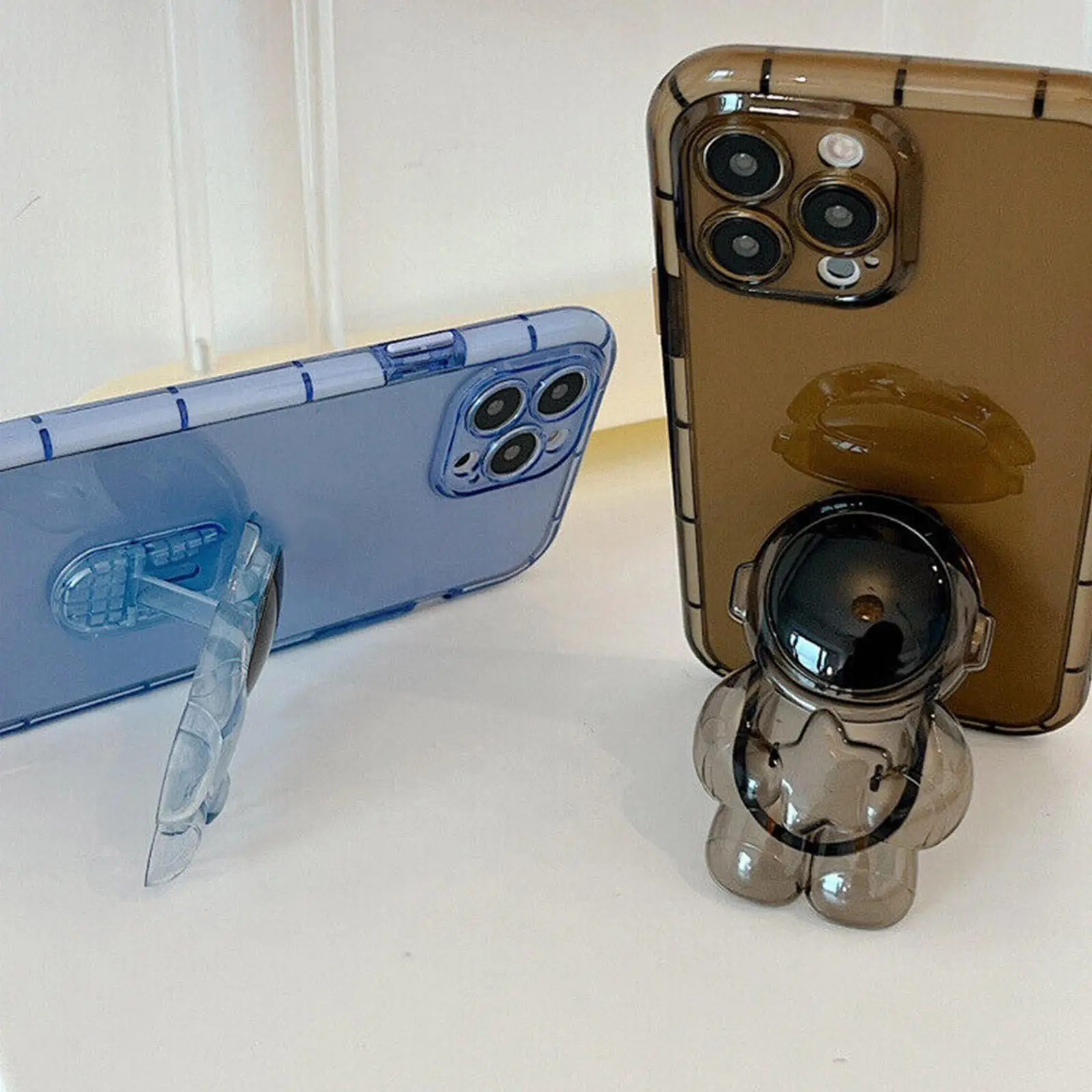 Universal 6D Plating Astronaut Hidden Stand For Phone Stand Foldable Phone Mount Compatible With All Mobile Phones