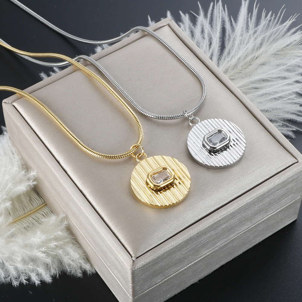 

Zircon Round Pendant Necklace Gold Plated Stainless Steel Snake Chain for Women Fashion Waterproof Wholesale Jewelry Gift