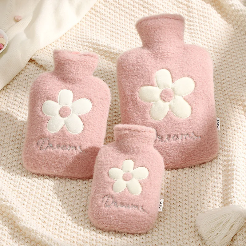 

Cute Hot Water Bottle Bag for Girls Plush Shoulder Hand Warmer Heat Pack Warm Belly Instant Hot Pack Winter Water Heating Pad
