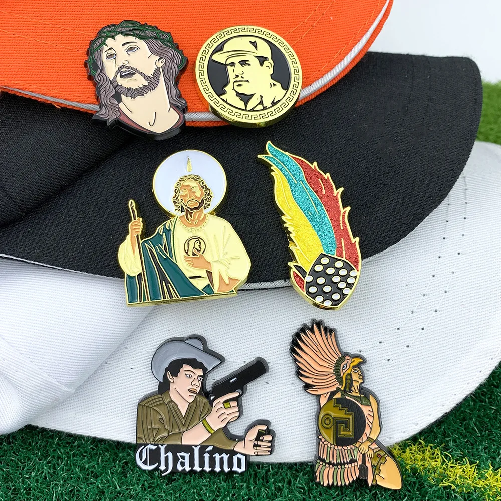 Женская декоративная брошь в стиле ретро