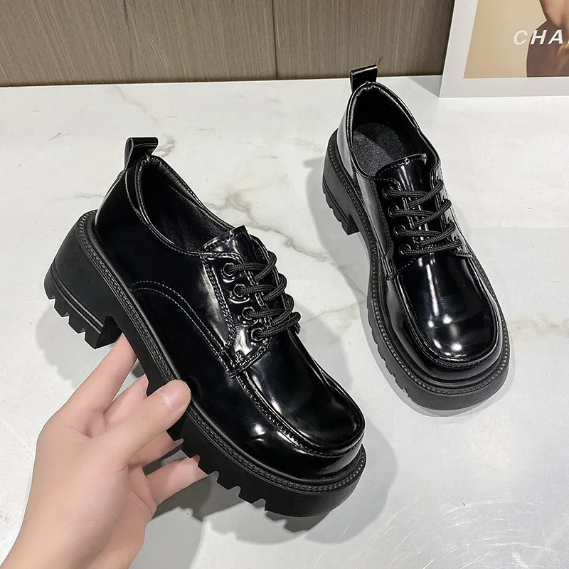 

British Small Leather Shoes Women's Platform Heels Sexy Autumn 2022 New Retro Thick-soled Lace-up Shoes