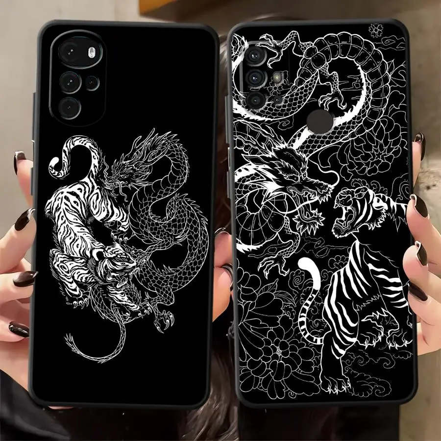 Фото Чехол Dragon Tiger Sketch для Motorola Moto G60s Edge 20 Pro 30 Lite G51 G73 G52 G53 G30 G22 Edge40 G50 G32 G71 №1