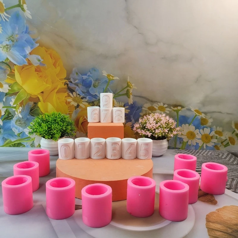 Практичная силиконовая форма для изготовления поделок из цемента и подсвечников