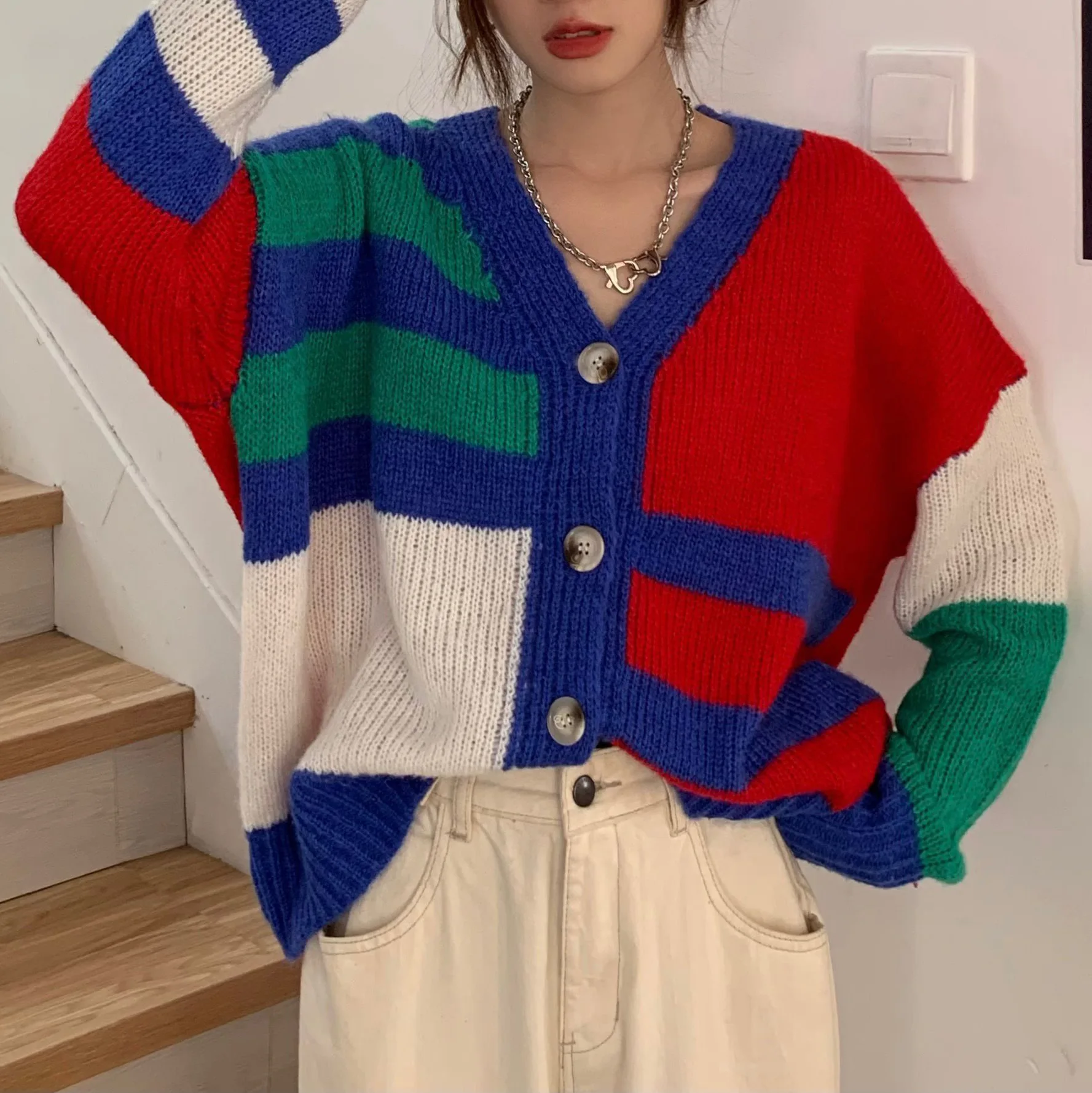 

Autumn / Winter Sweater Women Retro Color Matching Striped Knitted Cardigan V-neck Lazy Style Loose Coat Thickening 2021 NEW