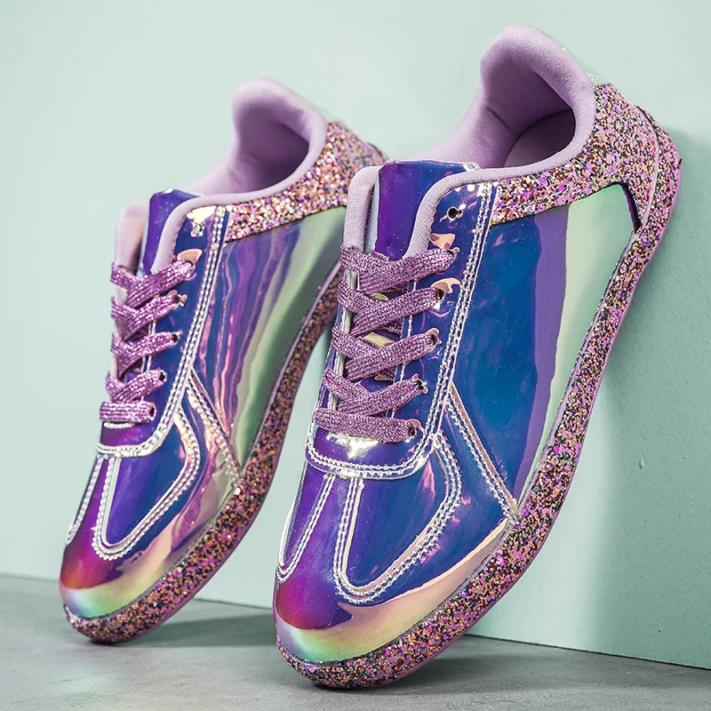 Женские кроссовки для улицы черные фиолетовые прогулочная обувь весенние