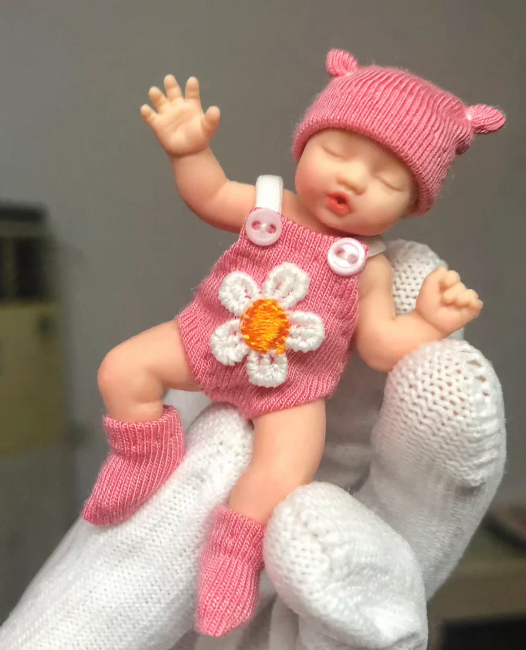 Фото Одежда для кукол Only Doll Clothing Zuru Mysterious Box, аксессуары для Baby Ball, серия Flower, мини-одежда для кукол, аксессуары для декора. №5