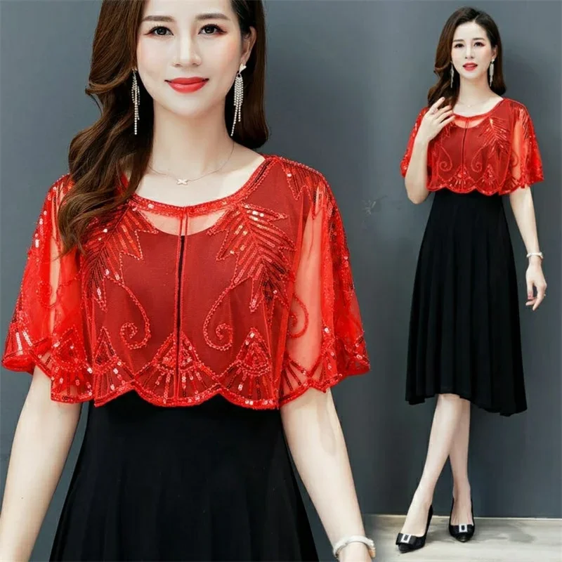 Женская блузка с блестками