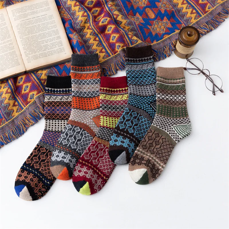 2021 New Style Wool Socks for Women Autumn WinterWarmer Ethnic Style Cashmere Thermal Thicken Women Casual Socks