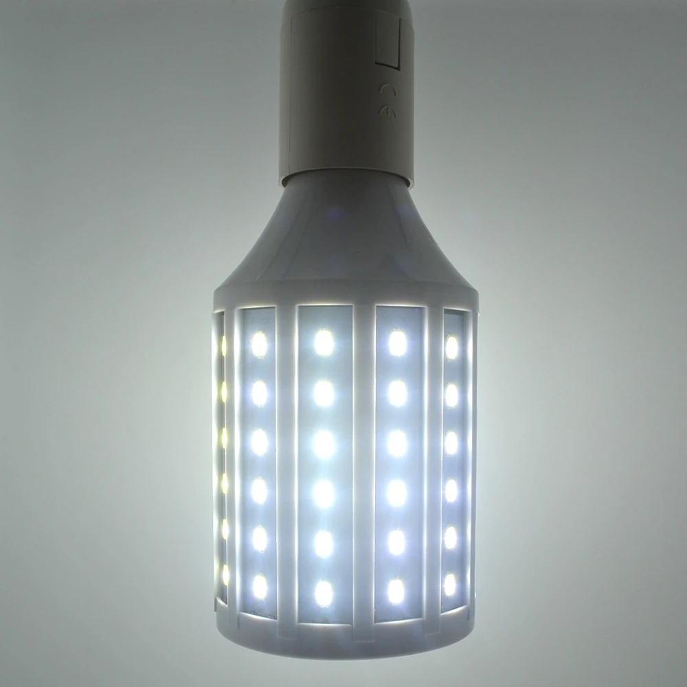 

1pcs E27 LED Bulb Aluminum Shell Lamp 5730 220V 25W 40W LED Corn Light Book Desk Lamps Street Night Christmas Lamp Warm White