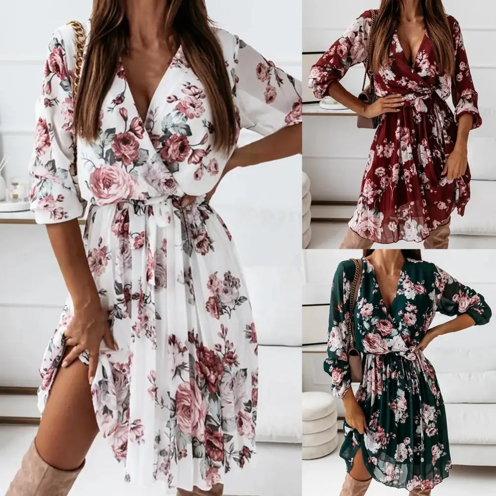 

Women Dress Pleated Flowy Hem Midi Dress Floral Print Sweet Elastic Waist V-Neck Casual Dress Women's Clothing Streetwear