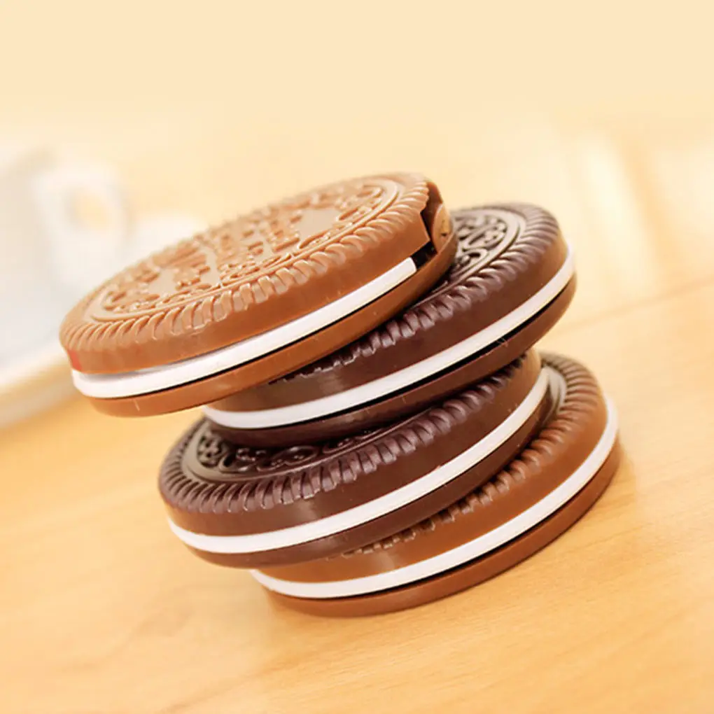 1pc Mini Pocket Cute Chocolate Cookie Shaped Fashion Design Makeup Mirror with 1 Comb Set Party Gifts | Дом и сад