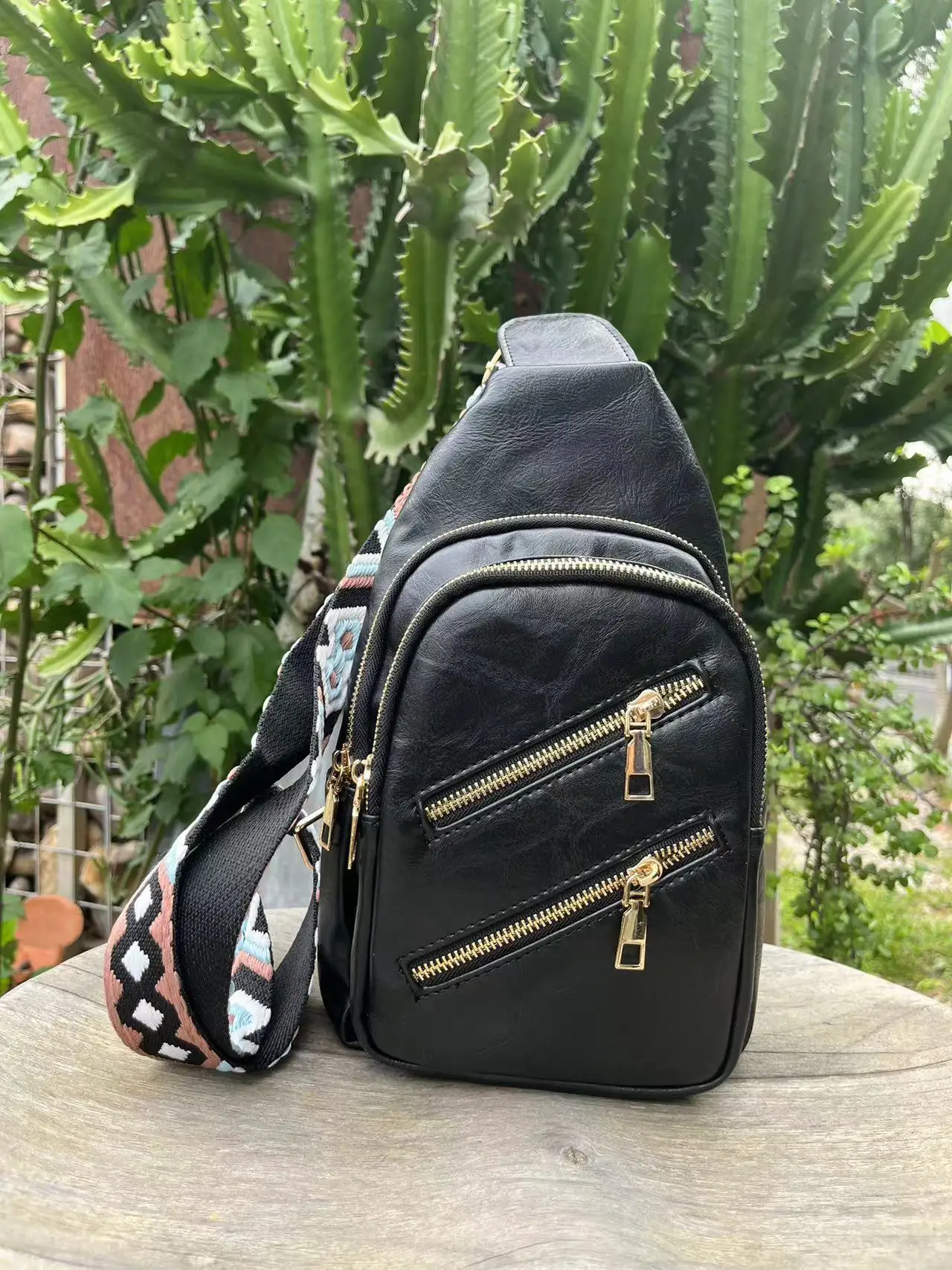 2023 Women Vintage Sling Bag PU Leather Bags Double Zipper Large Capacity Chest Bag Wide Strap Crossbody Bag Shoulder Bag