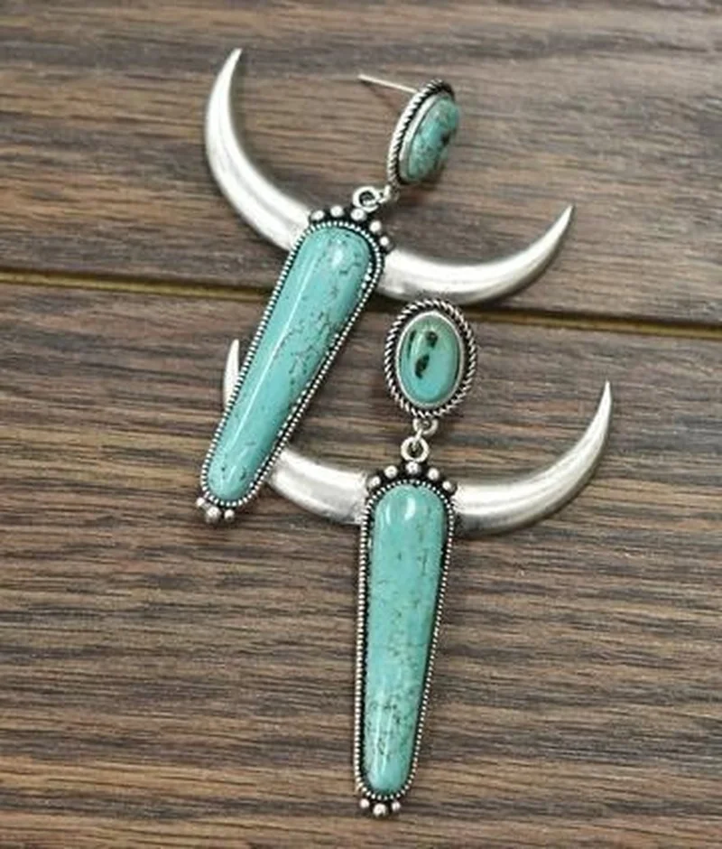 

Vintage plated S925 Silver Turquoise ox horn earrings, European and American national style creative ox head Earrings