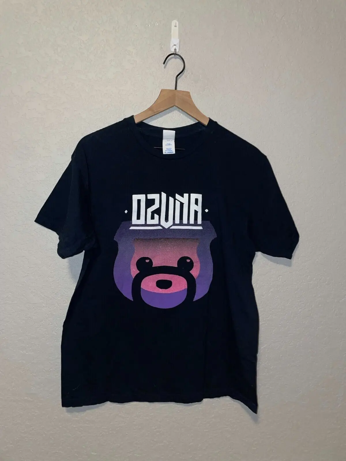 2018 женская черная графическая музыкальная рубашка Ozuna Studio с длинными рукавами