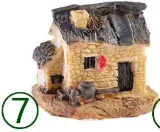 

Миниатюрный полимерный дом