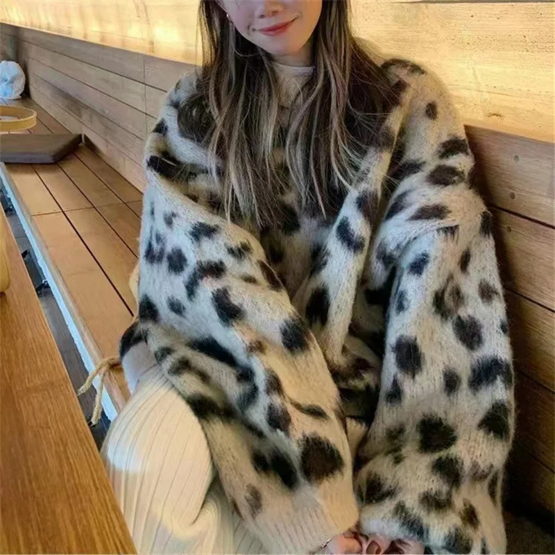 

Женский свободный пуловер с леопардовым принтом, в винтажном стиле