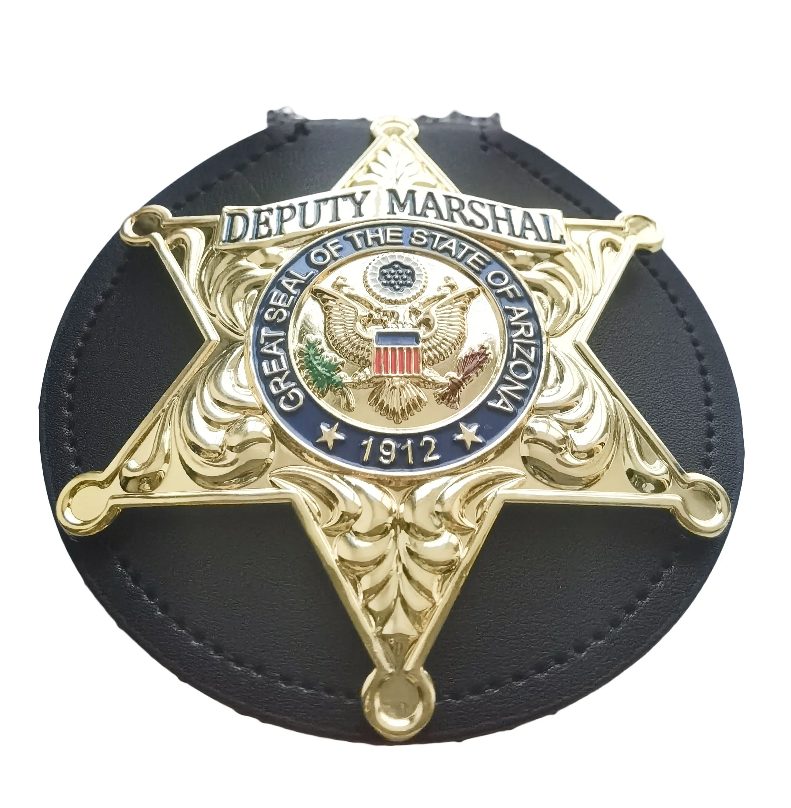 

Значок американского офицера Marshall и большой круглый рукав