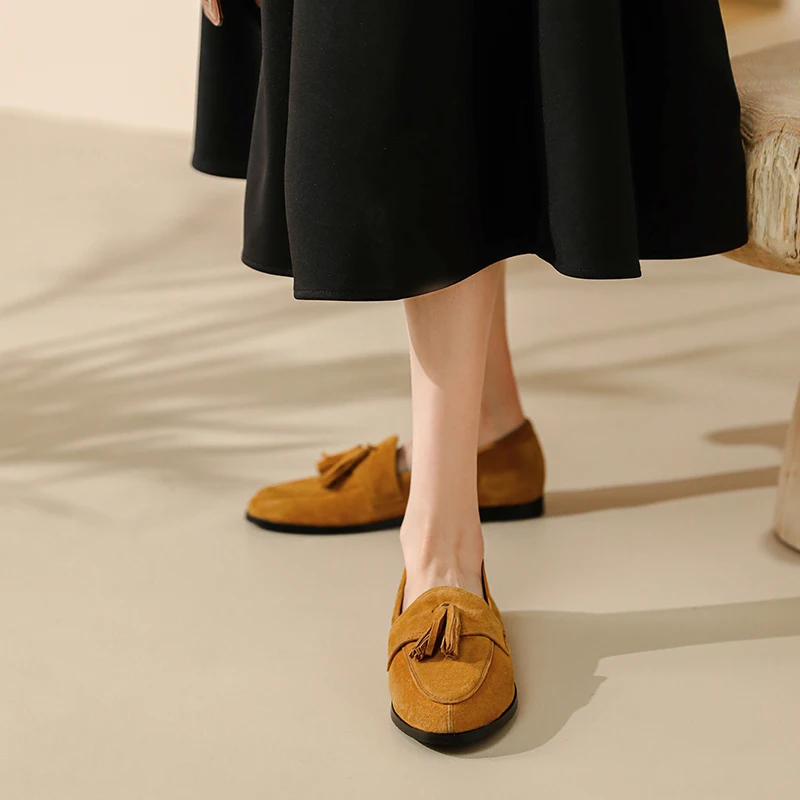 

Туфли женские из нубука с круглым носком, без застежек, без задника, бахрома, лоферы, простой стиль, весна-осень