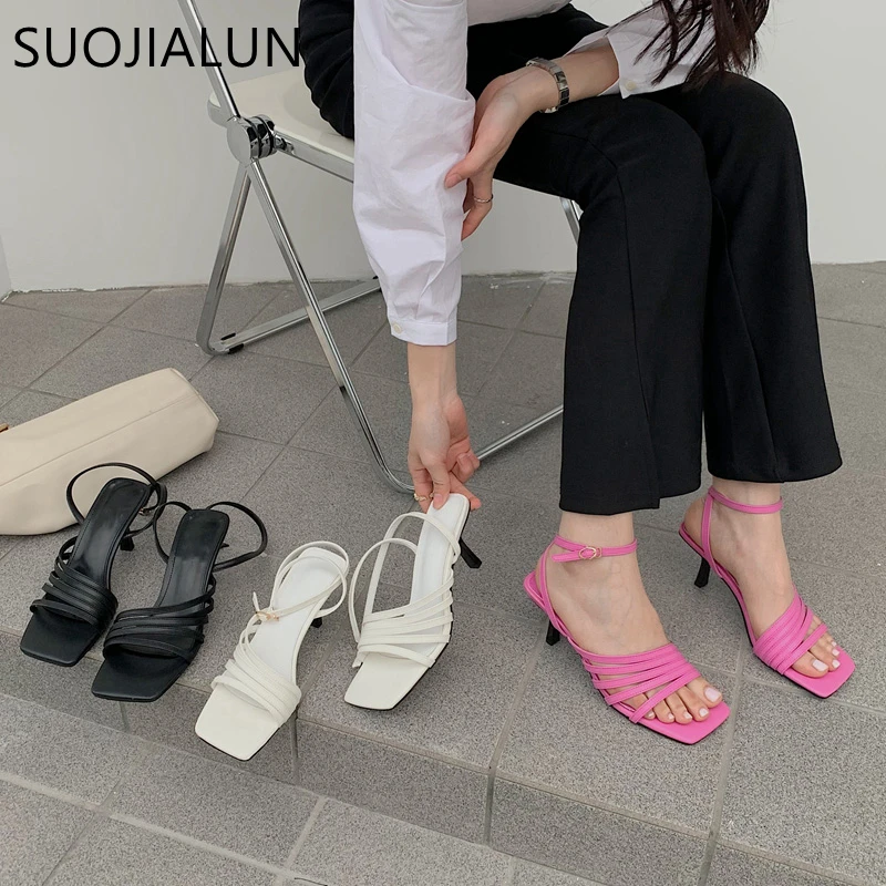 

SUOJIALUN 2022 New Brand Women Sandal Shoes Fashion Narrow Band Ladies Gladiator Shoes Thin High Heel Square Toe Dress Pumps