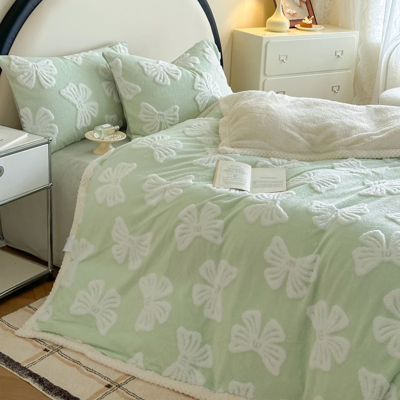 Светильник зеленое плюшевое одеяло на молнии теплое осенне-зимнее для кровати с