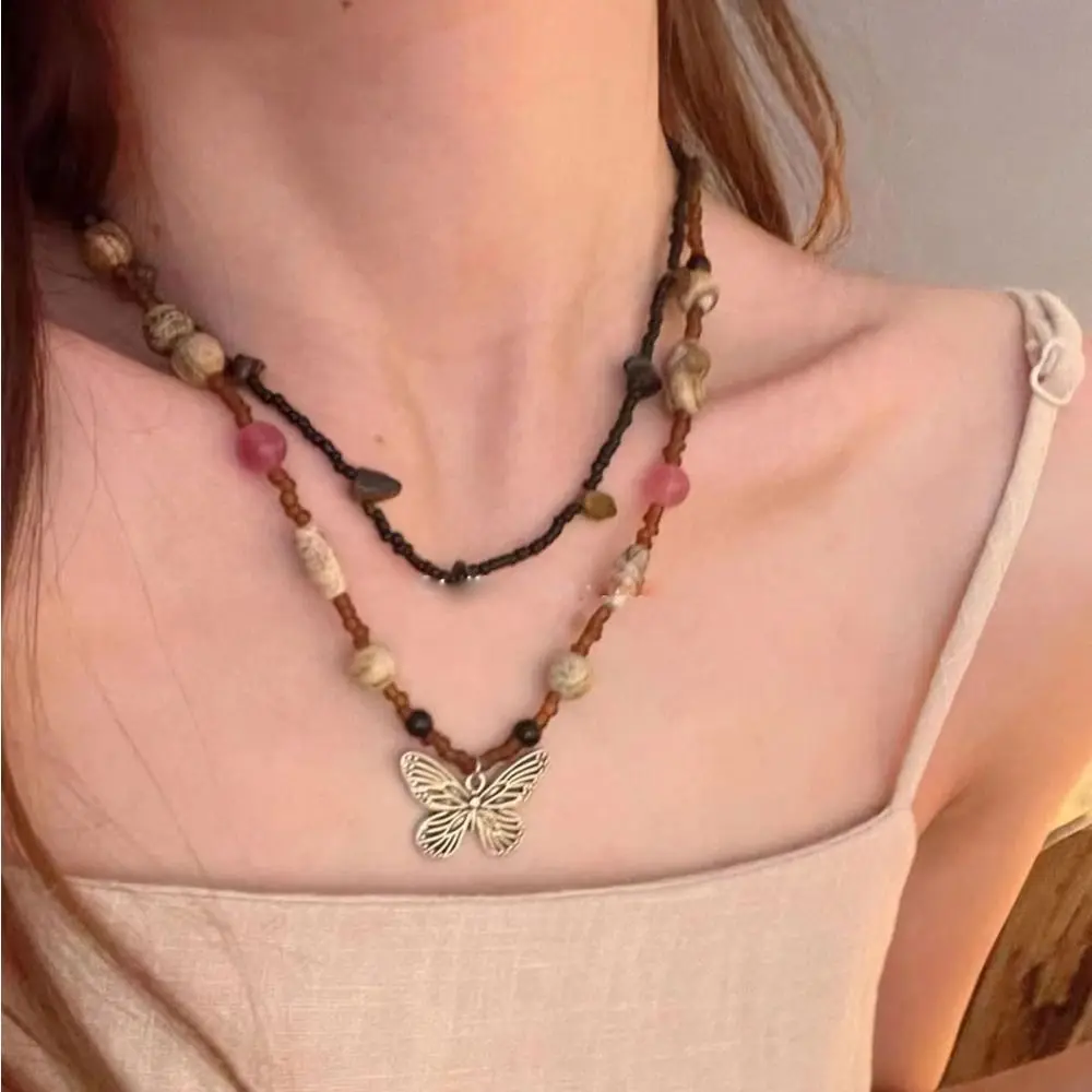 

Vintage Women Delicate Cute Butterfly Pendant Necklaces Colorful Beads Clavicle Choker Chain Fashion Jewelry Gifts For Girls