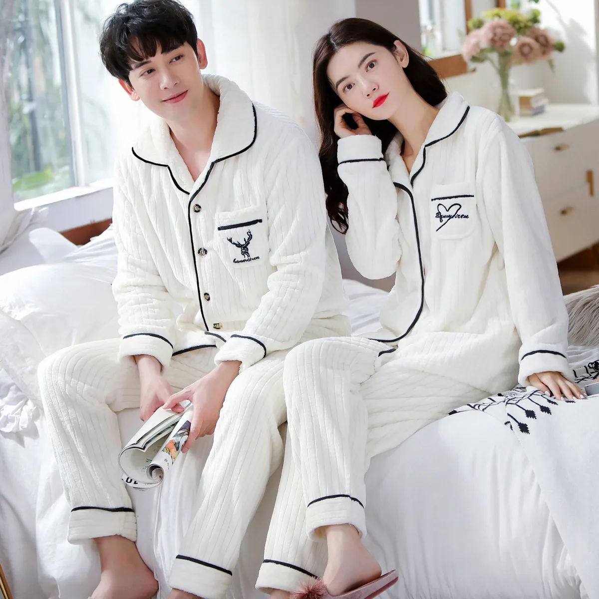 New Couple Pajamas Set Autumn Winter Soft Thicken Flannel White Pajamas Women Men Pyjamas Long Sleeve Sleepwear Lovers Pijama