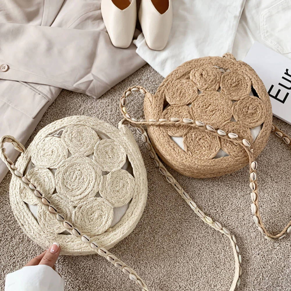 

Round Straw Ladies Handbags Bohemian Rattan Messenger Purse Hand-Woven Round Bag Crossbody Shoulder Purse Flower Hollow Ladi
