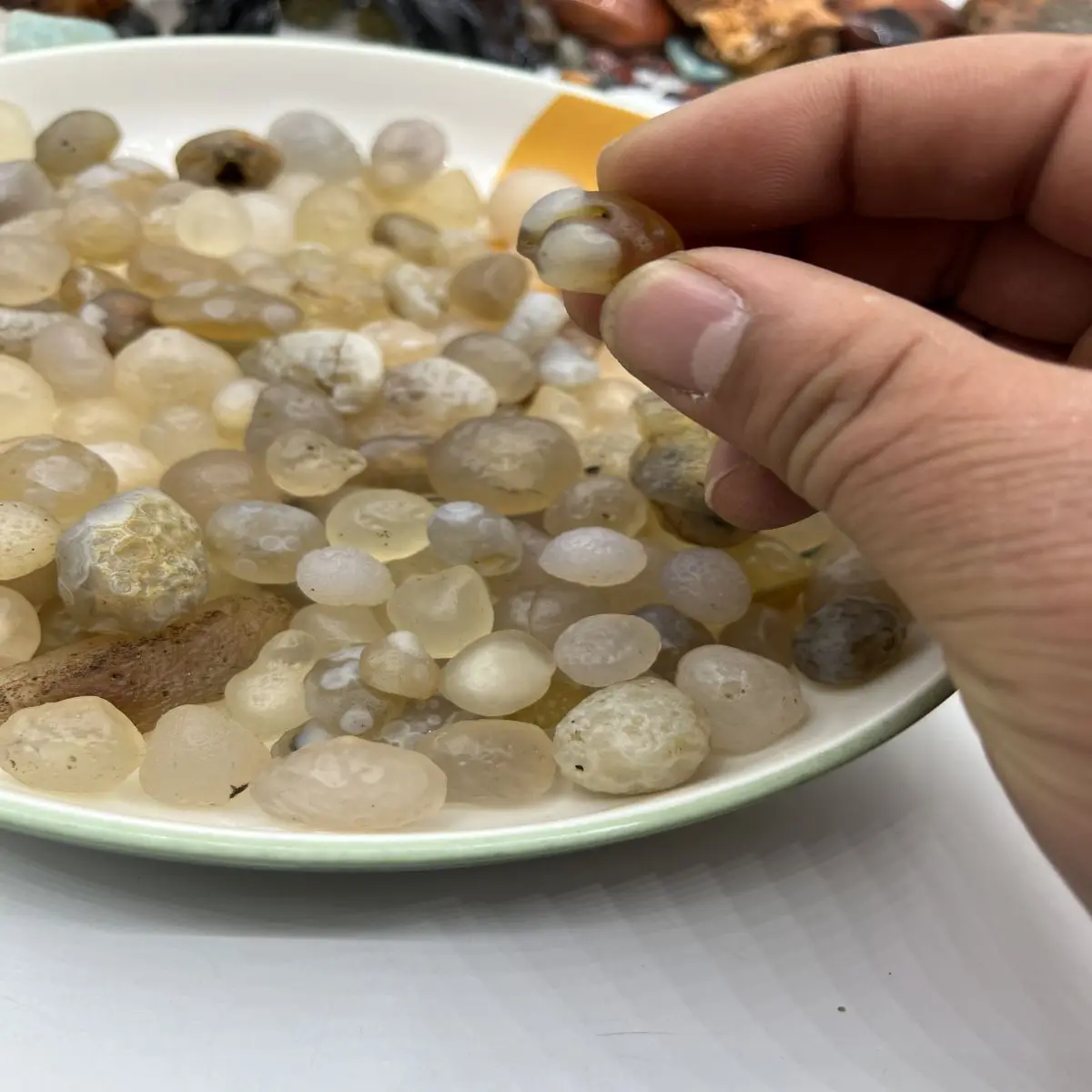 Natural Crystal Raw Stone Inner Mongolia Gobi Desert White Agate Saccharine Agate Pictographic AgateEyes Agate A Plate
