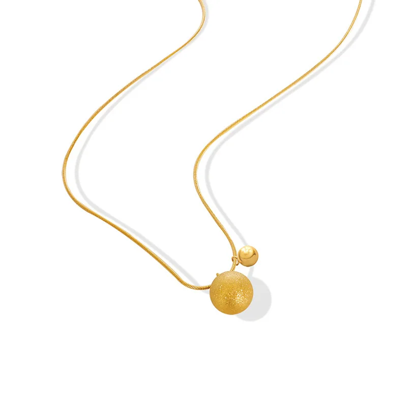 

DAVINI Frosted Solid Round Gold Ball Pendant Necklace Titanium Steel 18K Gold Plated Snake Bone Chain Clavicle Necklace