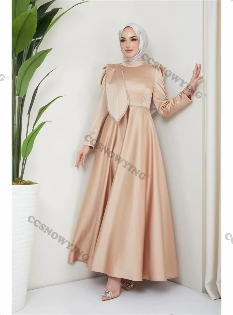 

Платье женское вечернее с длинным рукавом и высоким воротником