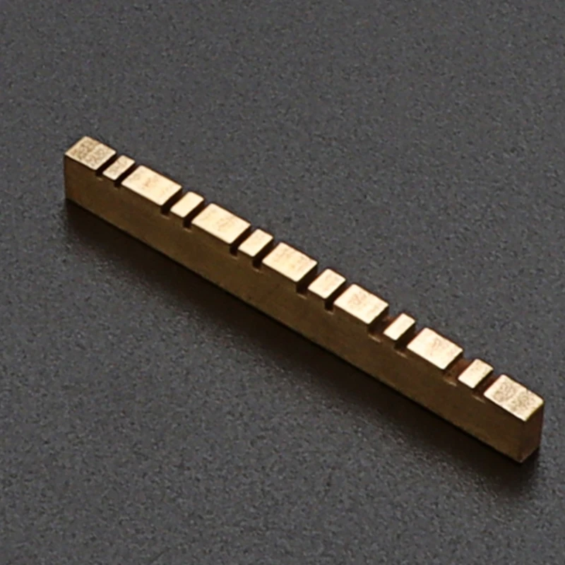 

12-струнная гитарная Гайка Седло Премиум латунная предварительно шлицевая Верхняя Гайка плоское дно