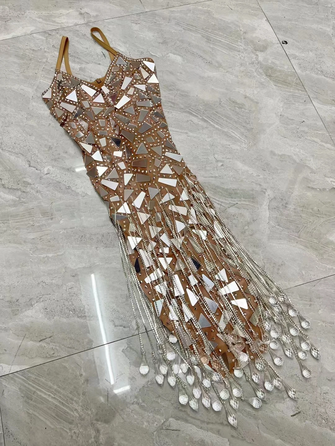 Женское платье Slin со стразами и кисточками свадебное для торжества вечеринки