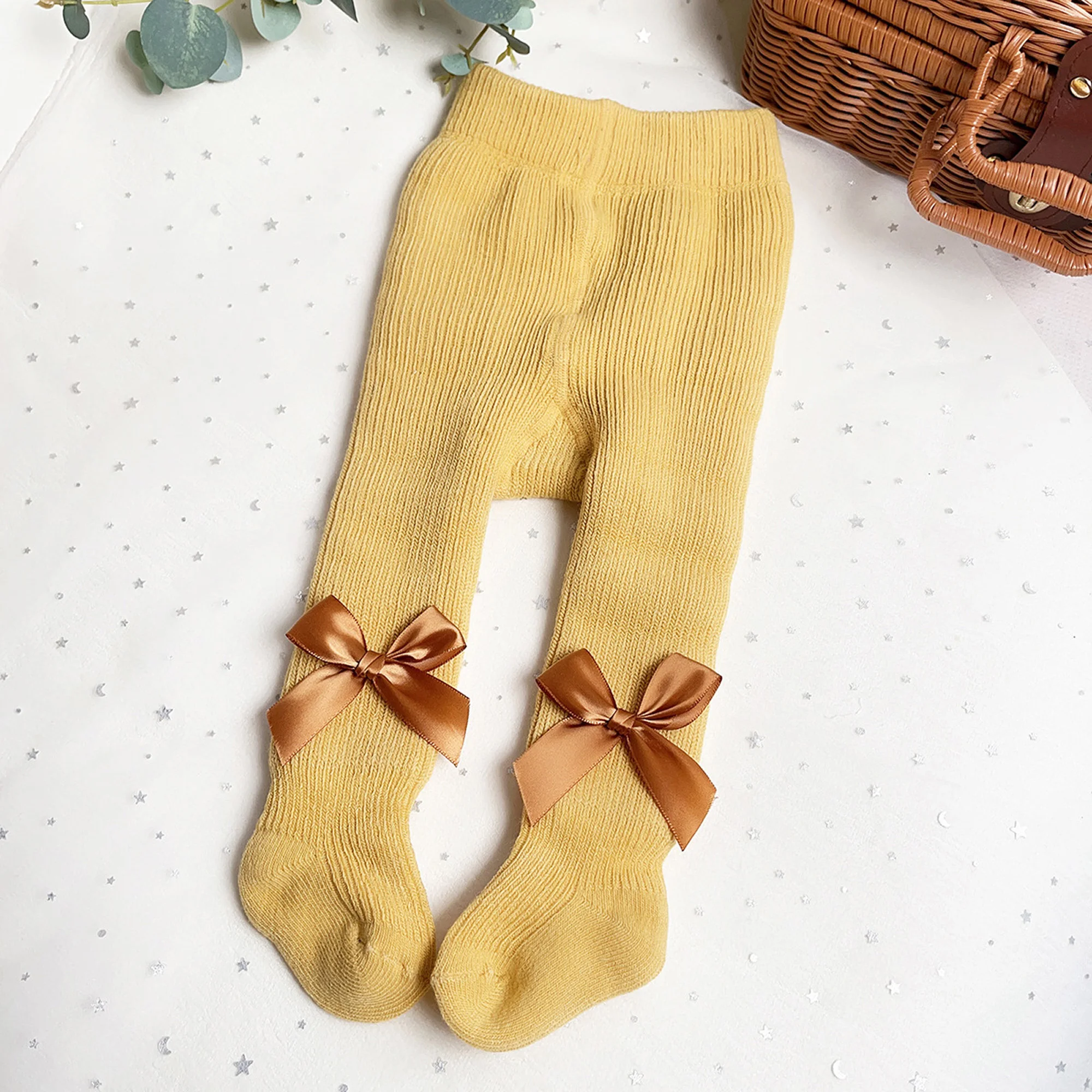 

Baby Girls Warm Footed Pantyhose, Elastic Waist Bowknot Stockings Slim Fit Socks Tights, 3 Colors