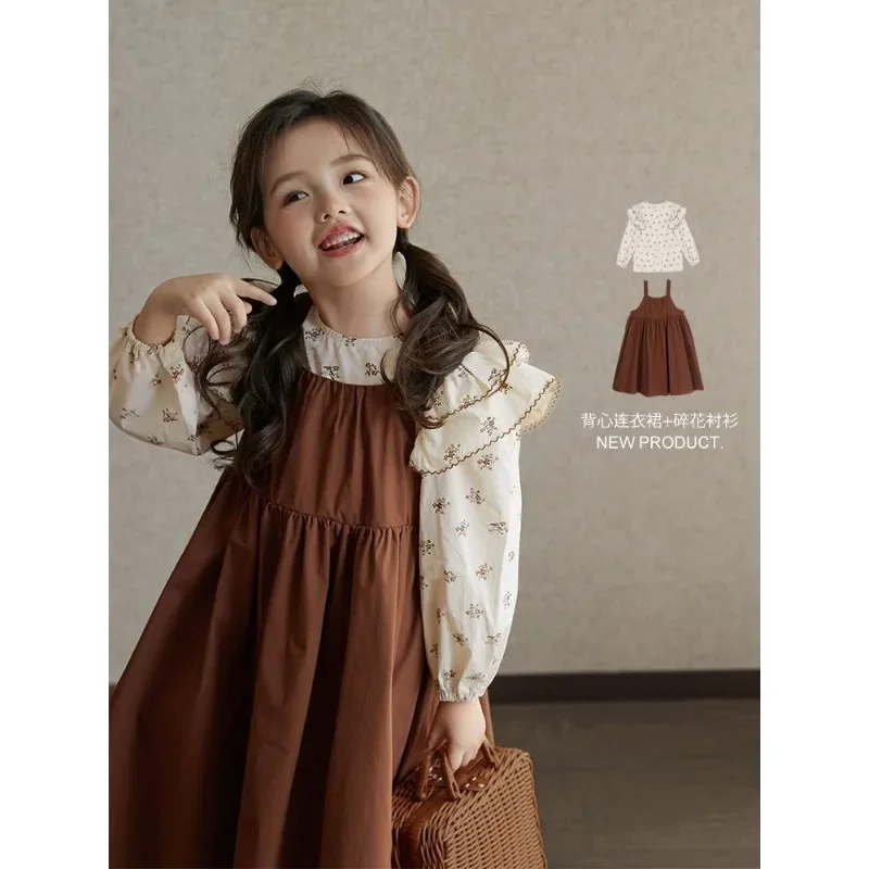 

Новинка осени 2023, комплекты одежды для девочек, яркая рубашка с цветочным рисунком и платье на бретелях в стиле ретро, милый повседневный костюм принцессы из двух предметов, одежда для девочек