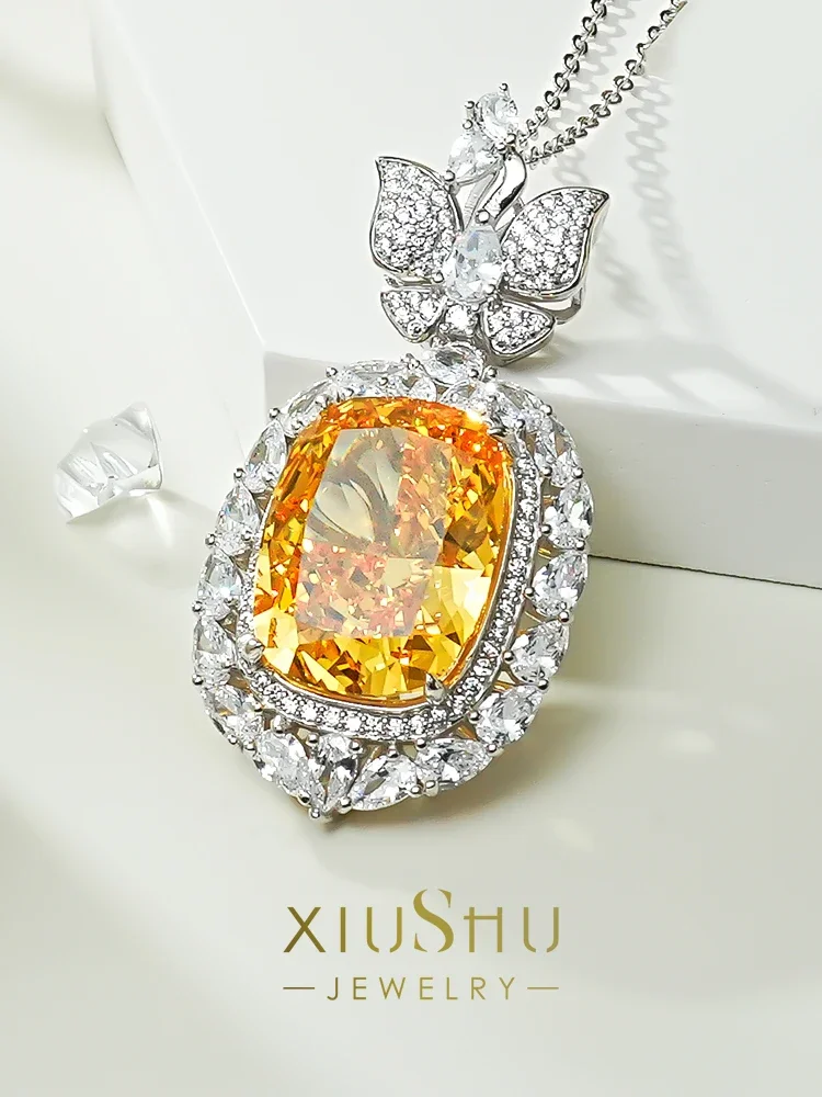 Женский комплект из колье и серёг серебра 925 пробы