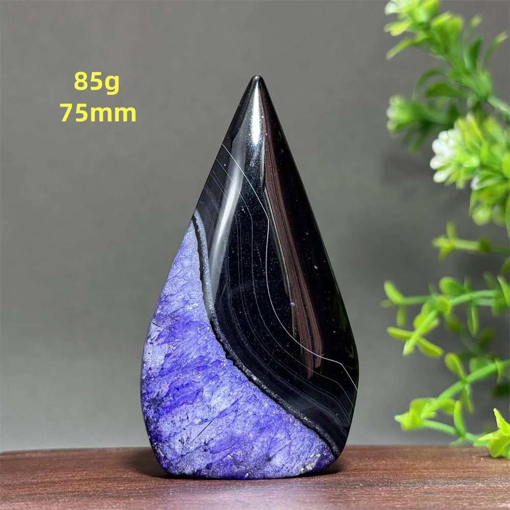 

Фиолетовый агат, кристалл