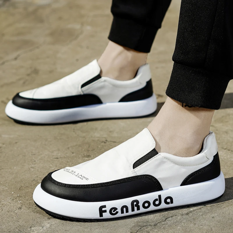 

2022 New Men's Shoes Sneakers Breathable Flat Shoes Slip-On Cloth Shoes Comfortable Casual Shoes Fashion Trend Walking Shoes