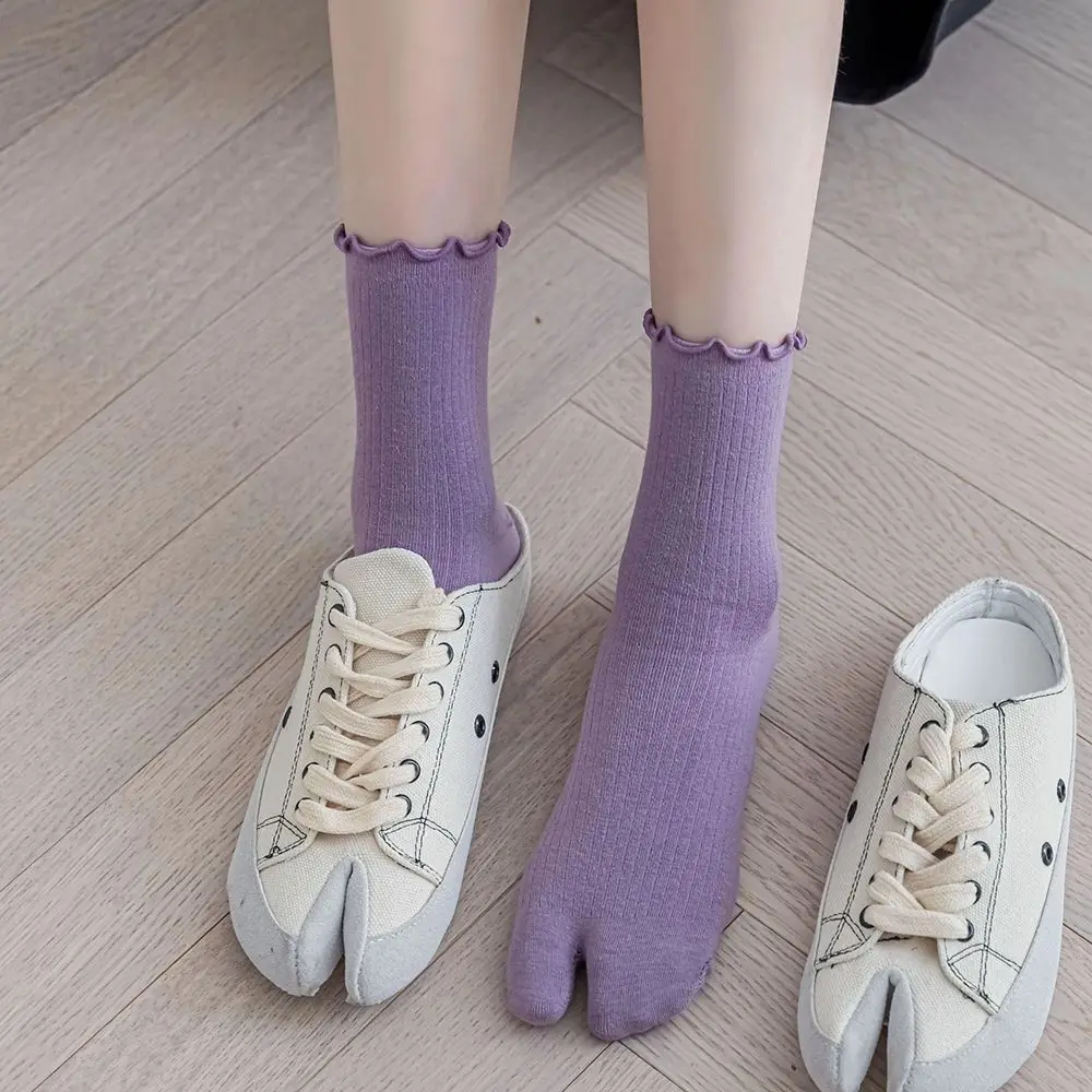 

Удобные дышащие женские Чулочно-носочные изделия карамельных цветов в стиле Харадзюку с разрезом, носки с двумя пальцами, носки-трубы с двумя пальцами