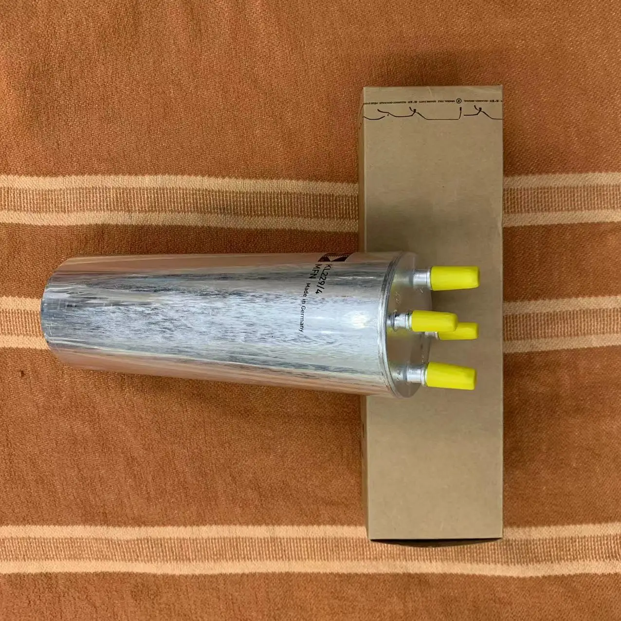 

Комплект автомобильных дизельных фильтров OEM NO 7H0127401B для Volkswagen Touareg 2.5TDI Multivan T5